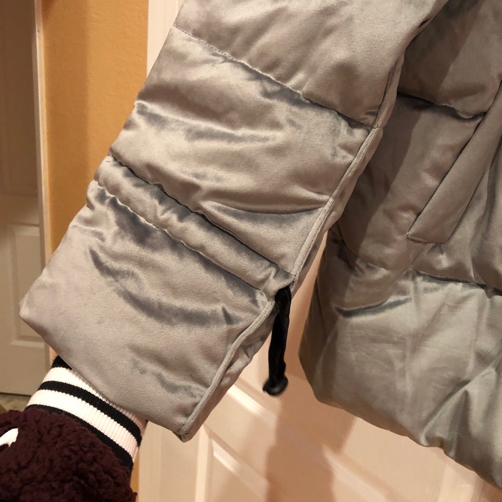 Blue puffer jacket - Picture 3 of 6